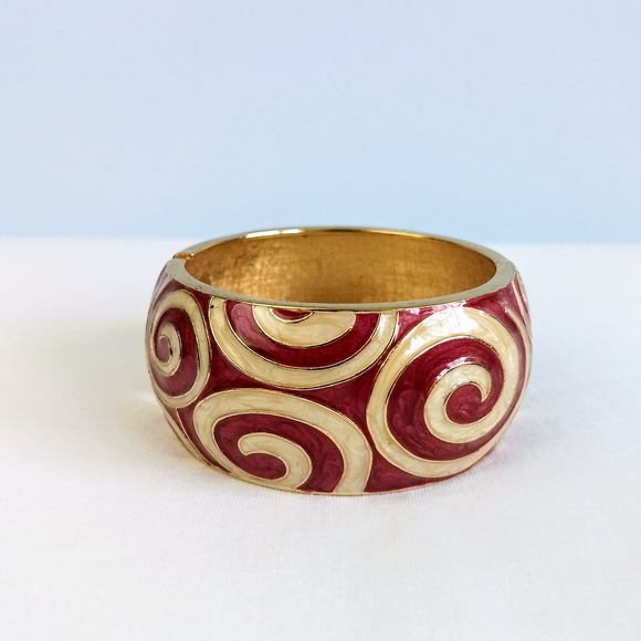 no brand Jewelry - Pink & Cream Swirl Bangle Bracelet